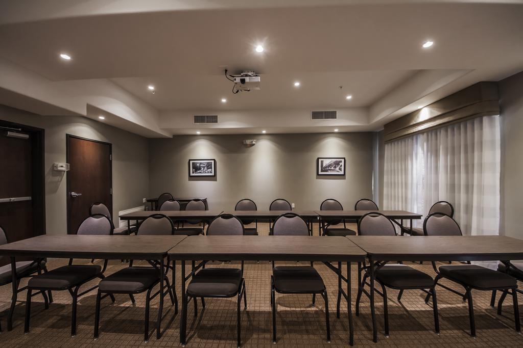 Sleep Inn & Suites Hennessey North Εξωτερικό φωτογραφία